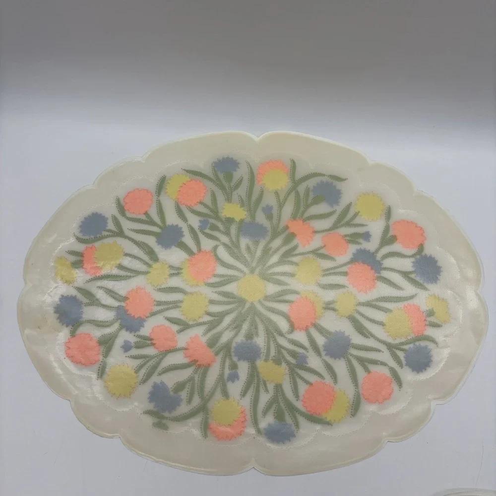 Vintage LOT of 4 Vinyl Floral Placemats Pastel Oval Scalloped Edges Cottagecore